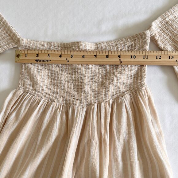 Billabong Women’s Smocked Long Sleeve Romper Beige Stripe Square Neck Size S - Picture 9 of 13